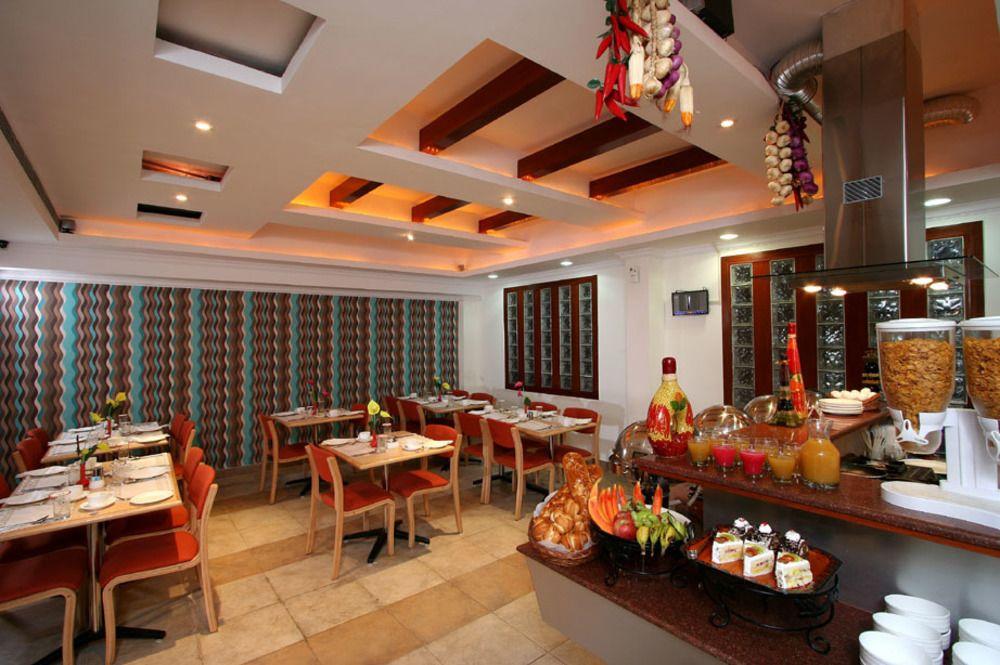 Grand President Hotel Delhi  Buitenkant foto