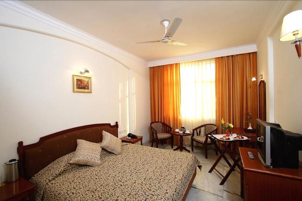 Grand President Hotel Delhi  Buitenkant foto