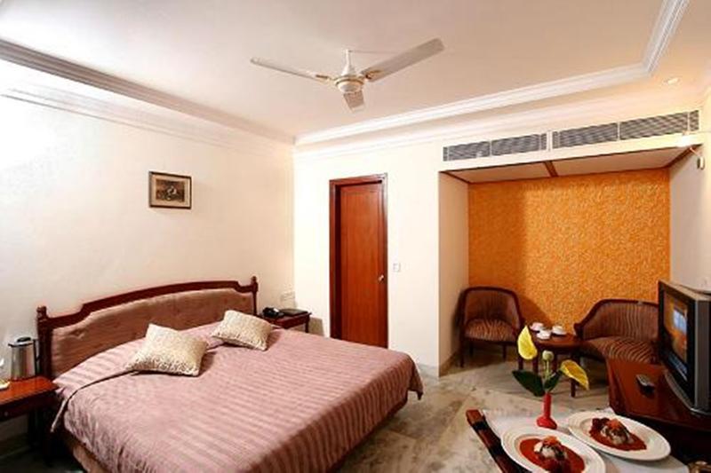 Grand President Hotel Delhi  Buitenkant foto